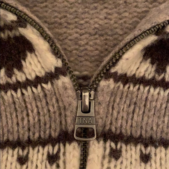 TNA 100% Lambswool Sweater - Picture 6 of 7